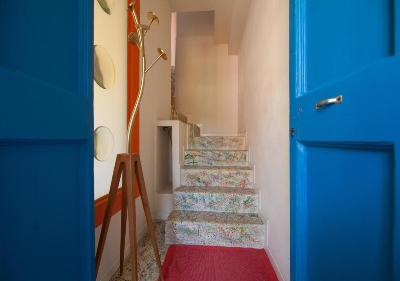 Pollock Attic In Historic City Center Apartment Lucca Exterior photo